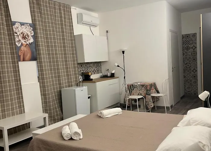 Affittacamere Restaurant Pizzeria Giardini Naxos